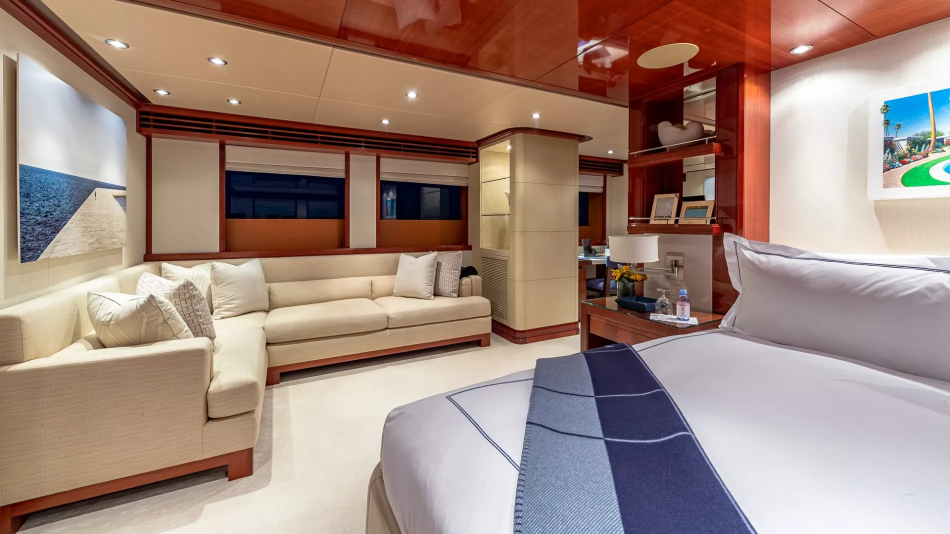Interior - 14/21