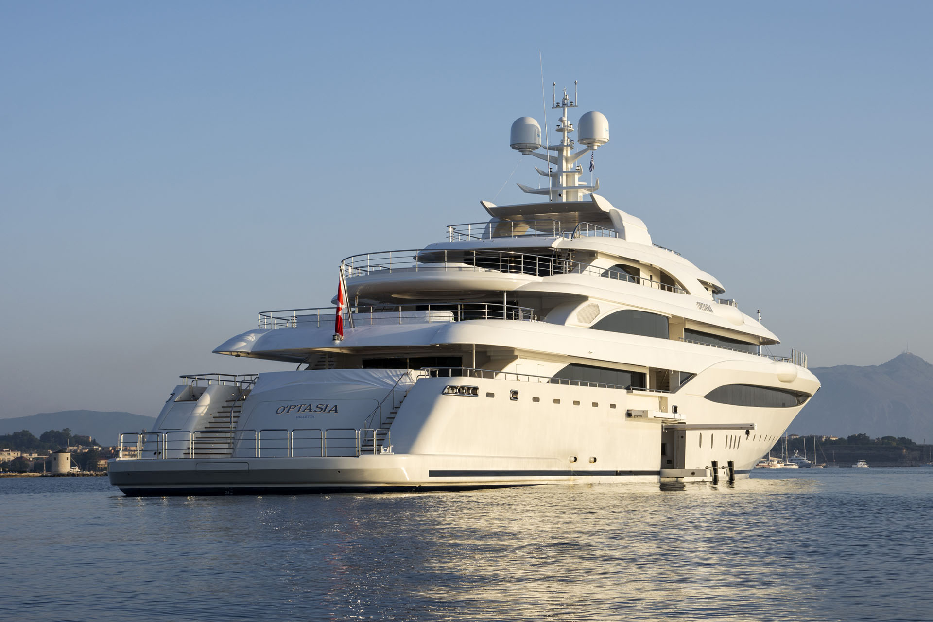 Exterior - 3/55
