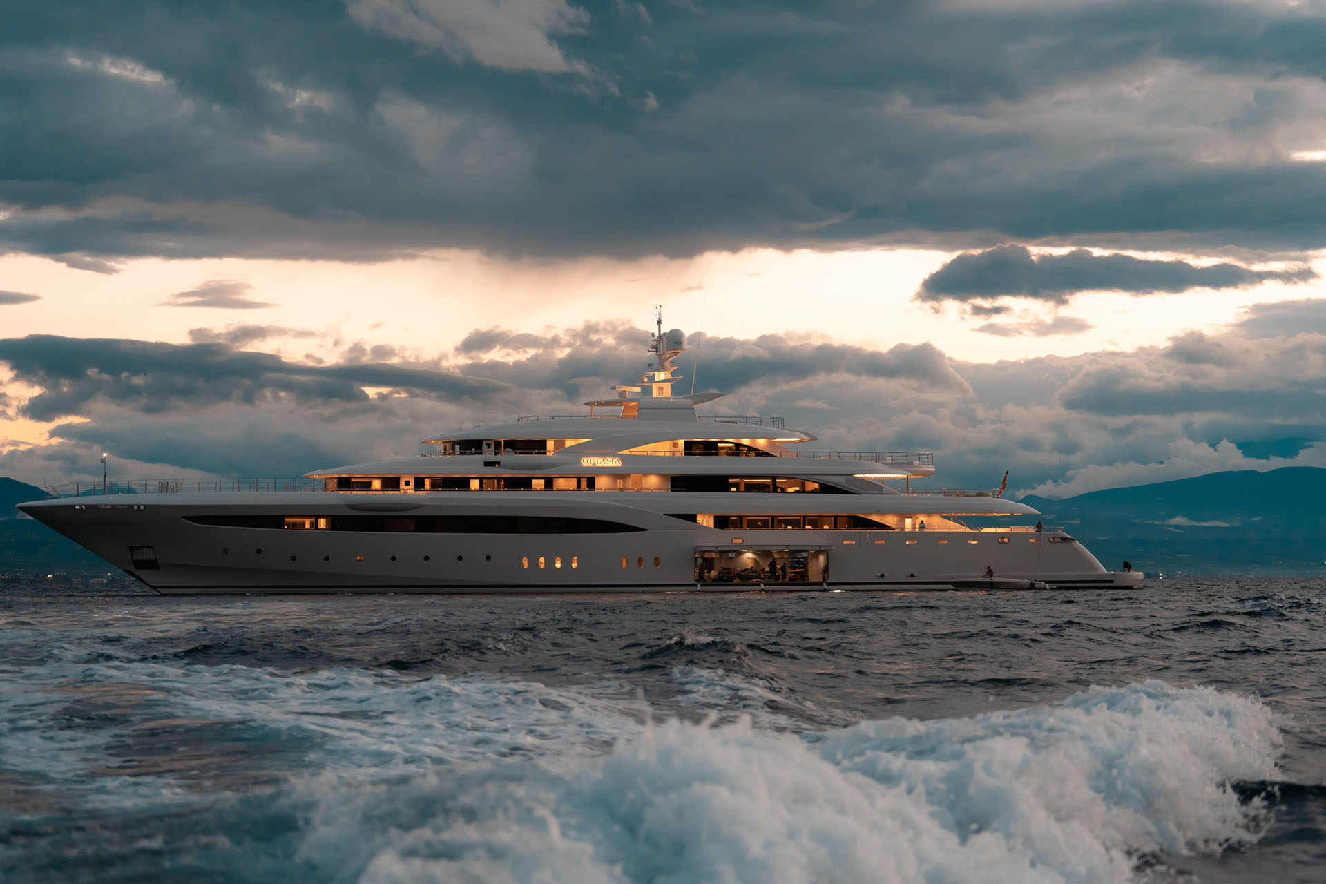 Exterior - 14/55