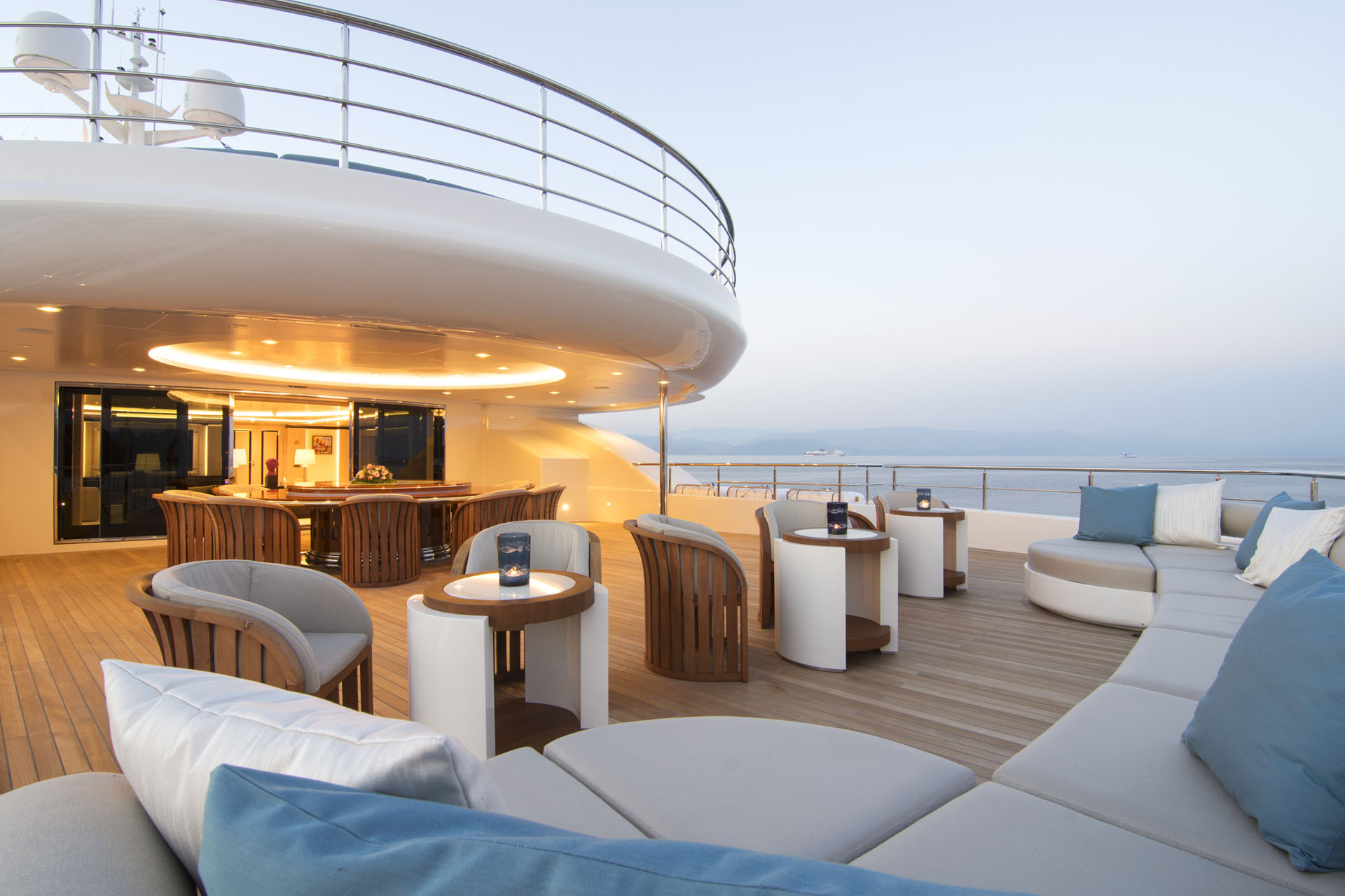 Exterior - 27/55