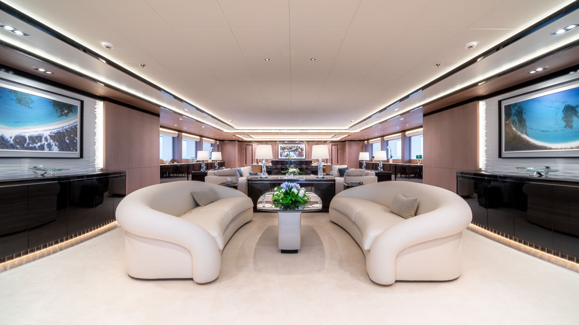 Interior - 4/62