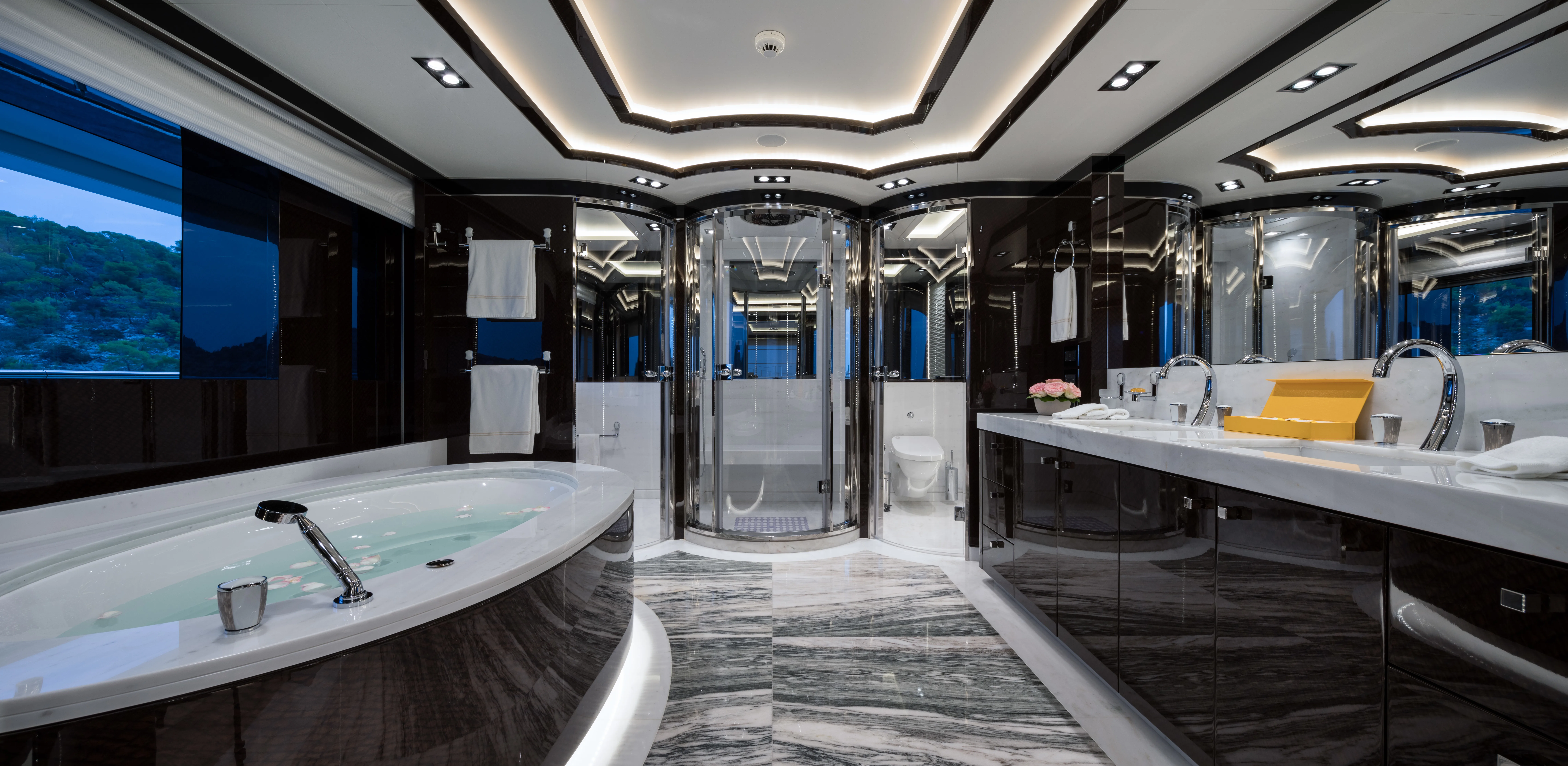 Interior - 34/62