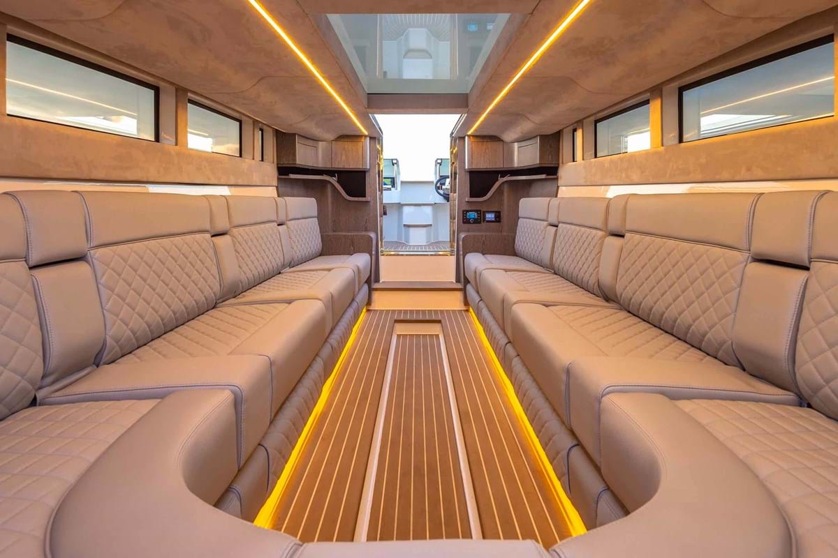 Interior - 58/62