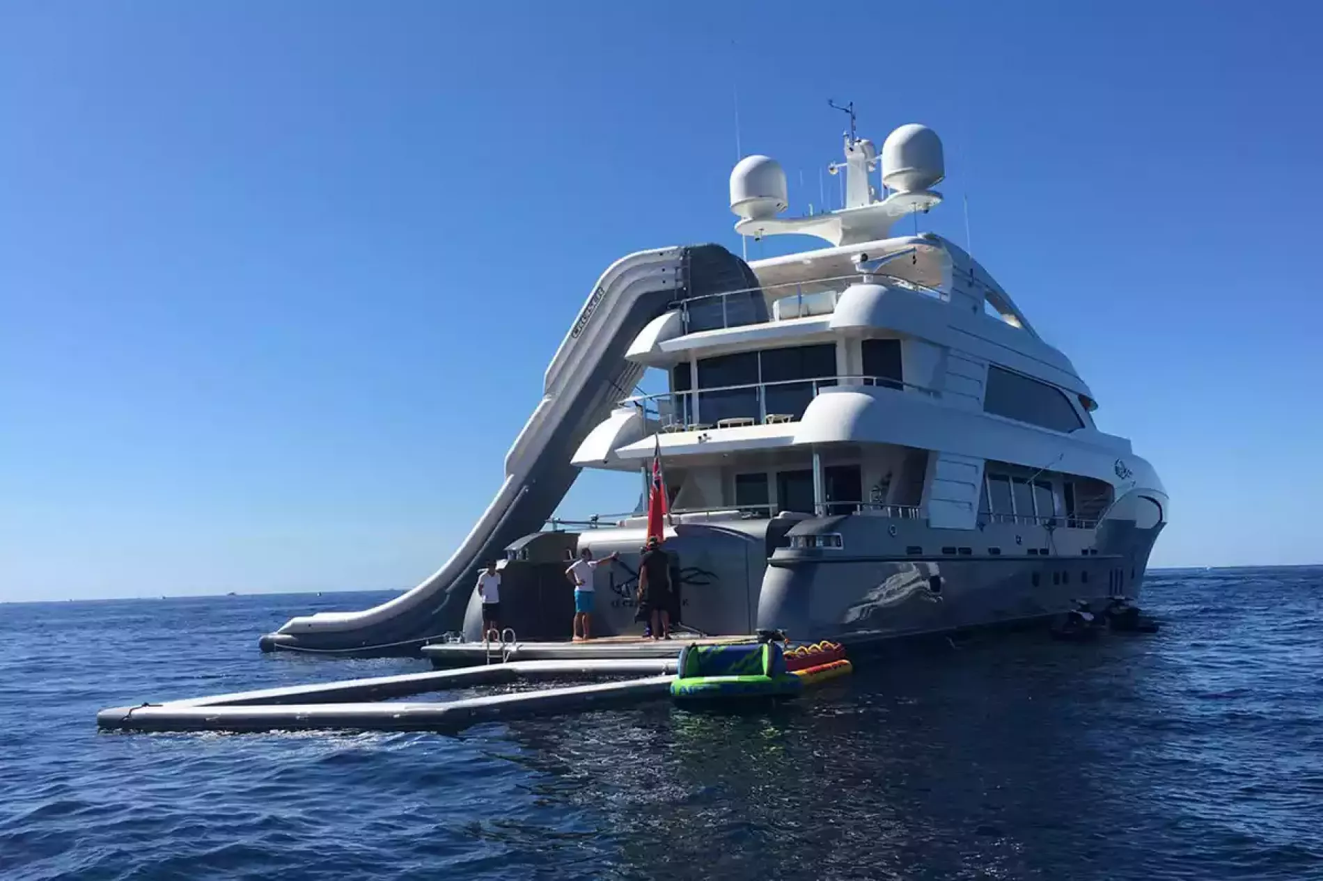 Exterior - 3/13