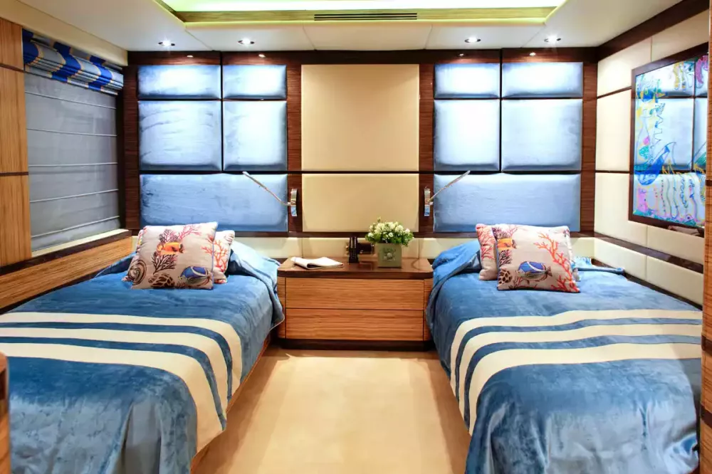Interior - 20/33