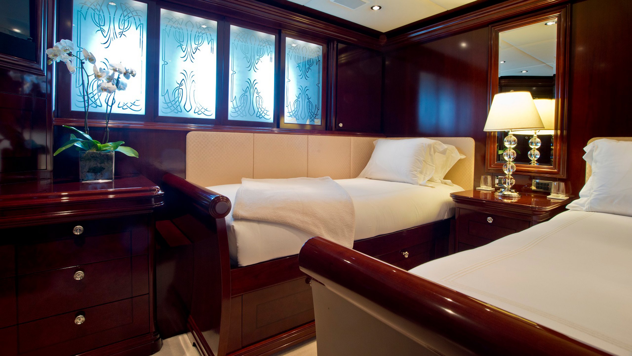 Interior - 13/24