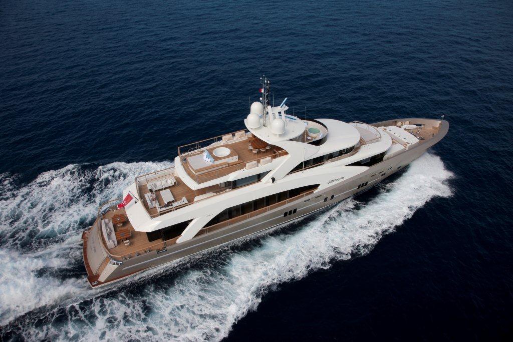 Exterior - 7/24