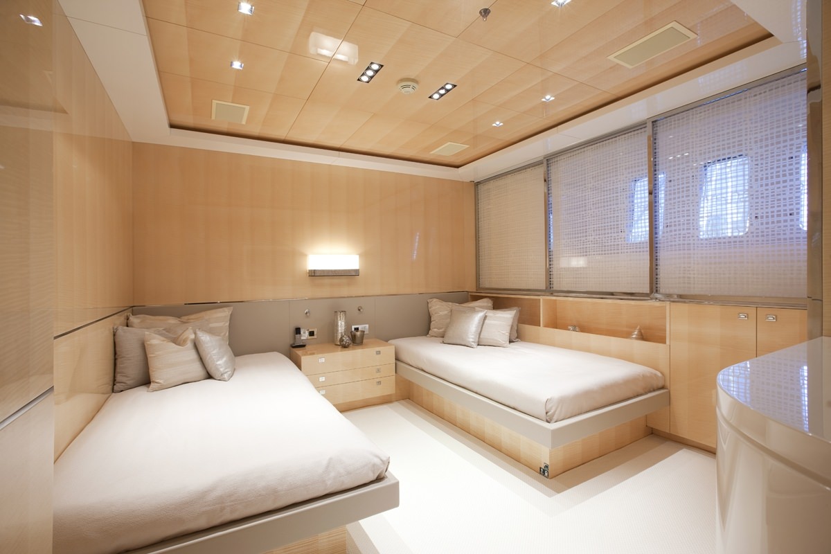 Interior - 23/42