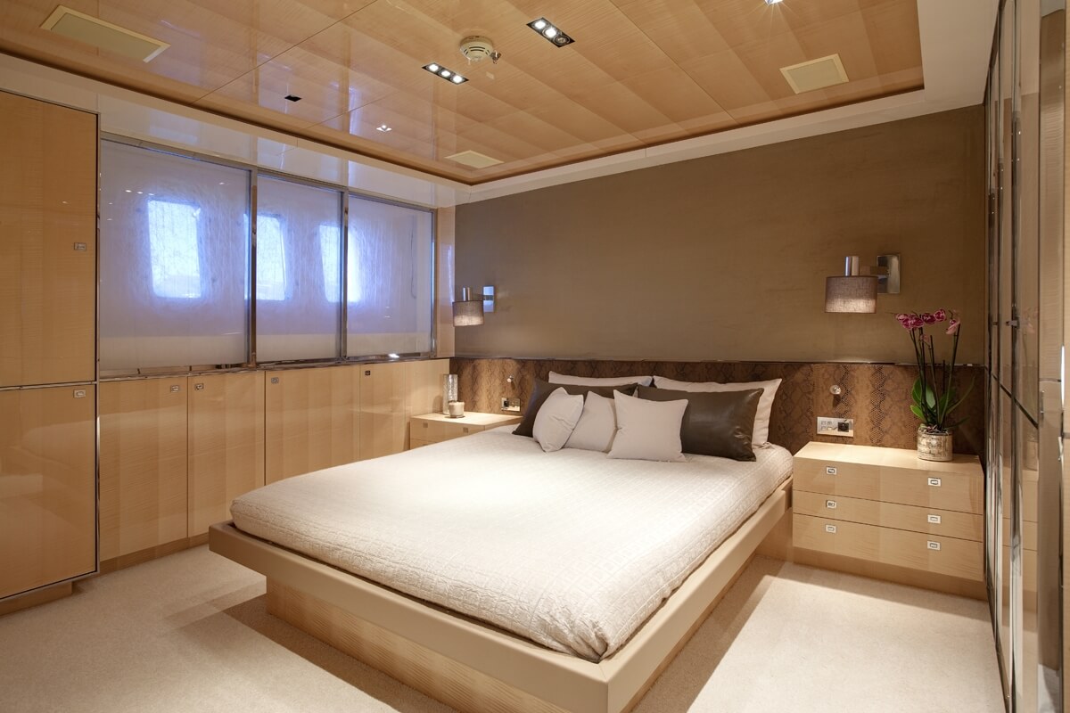 Interior - 30/42
