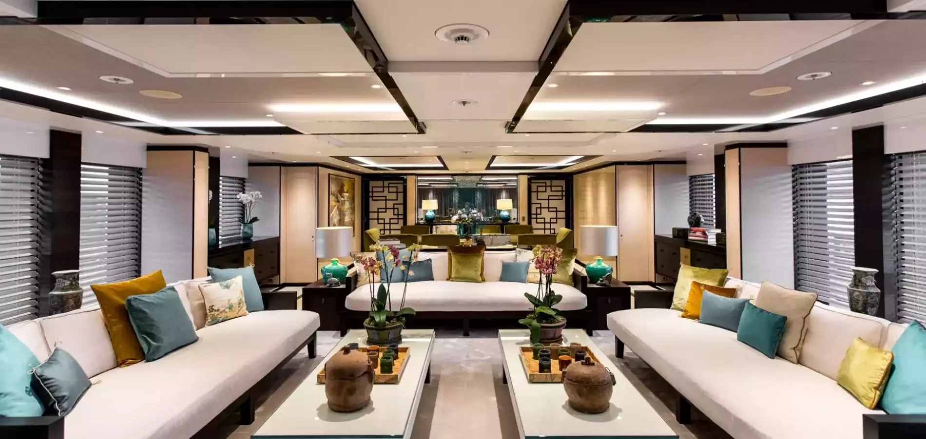 Interior - 0/22