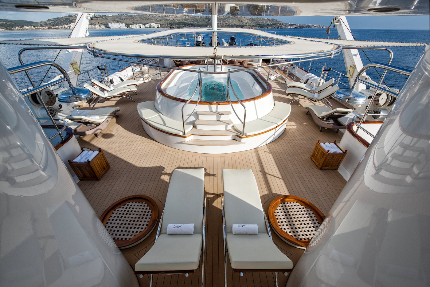 Exterior - 18/40