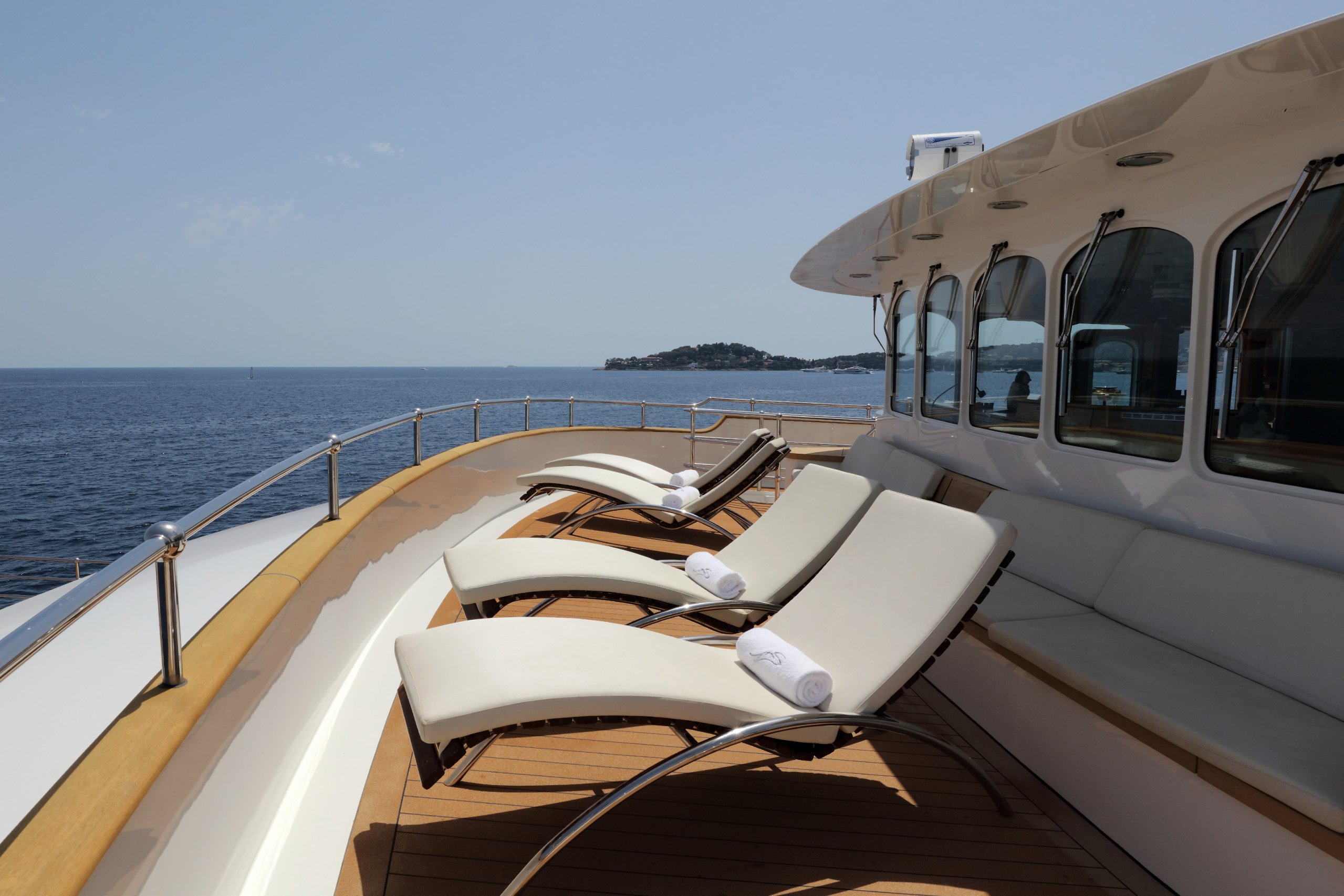 Exterior - 30/40