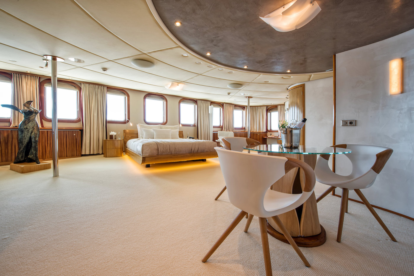 Interior - 26/74