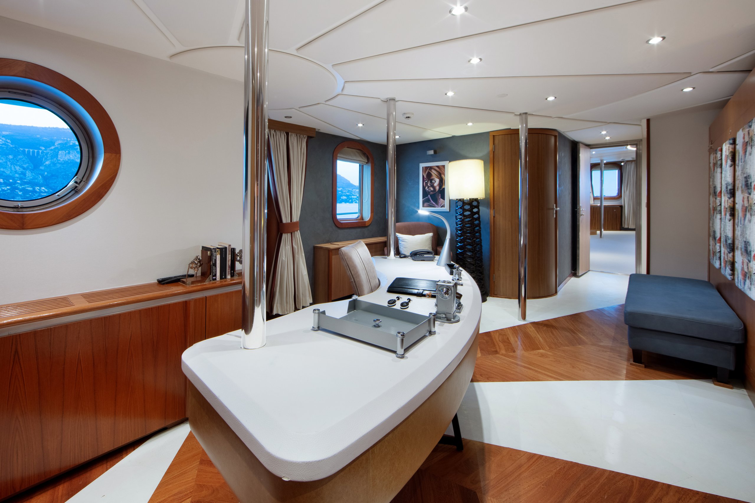 Interior - 45/74