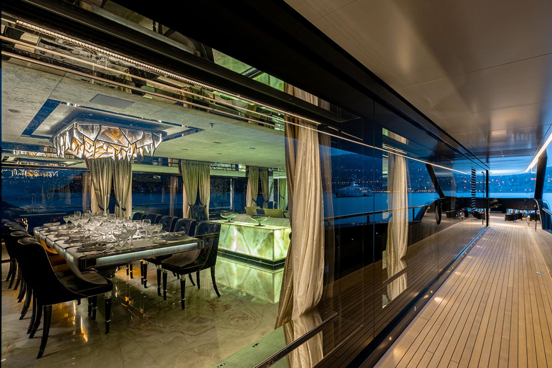 Interior - 0/20
