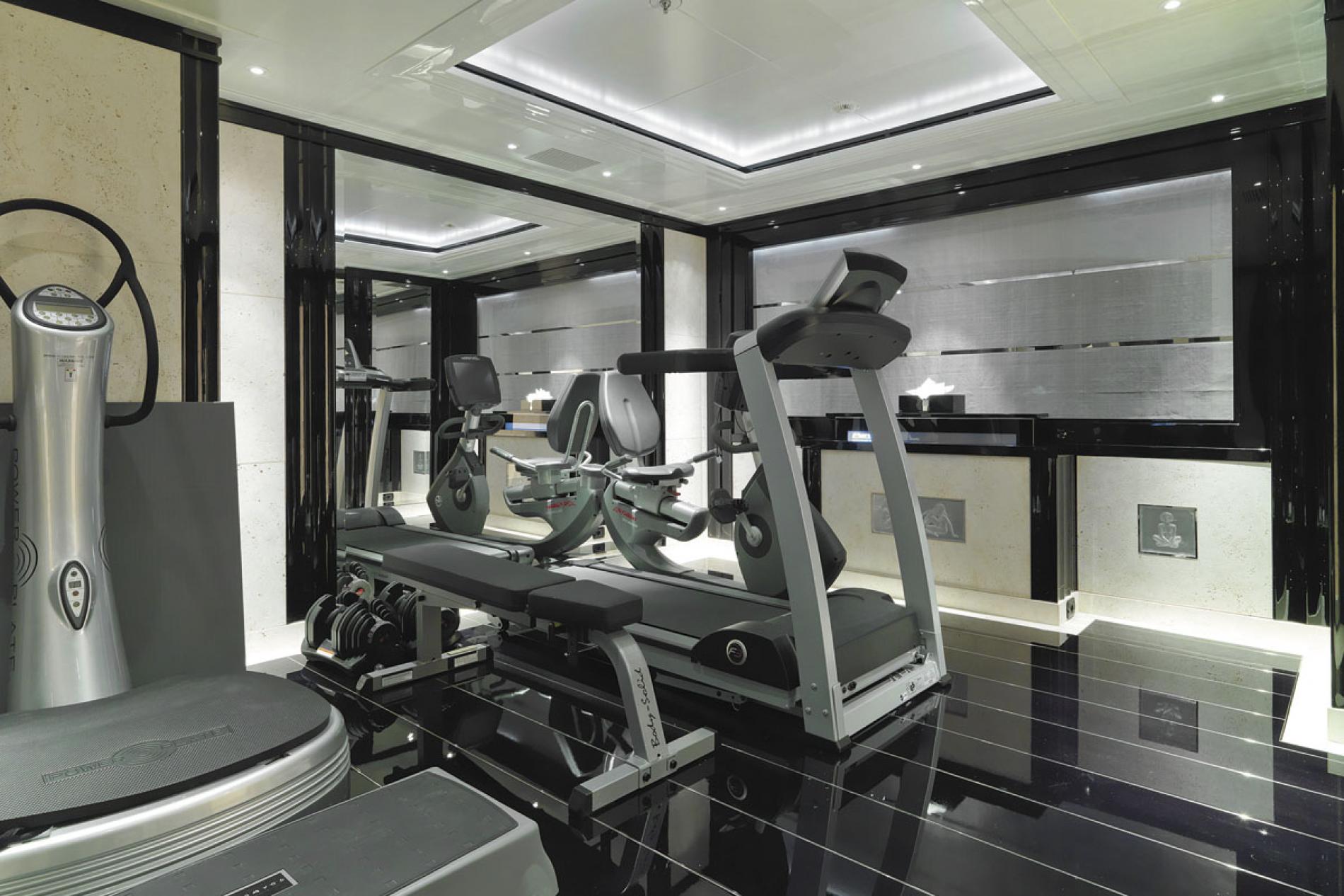 Interior - 32/39