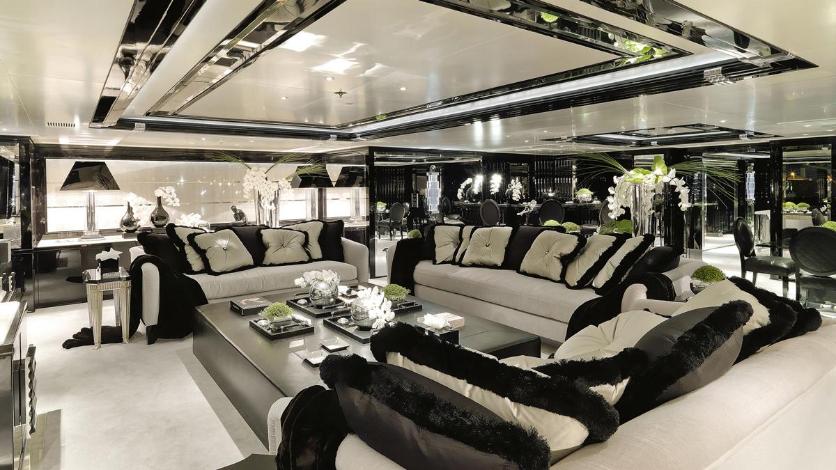 Interior - 7/39