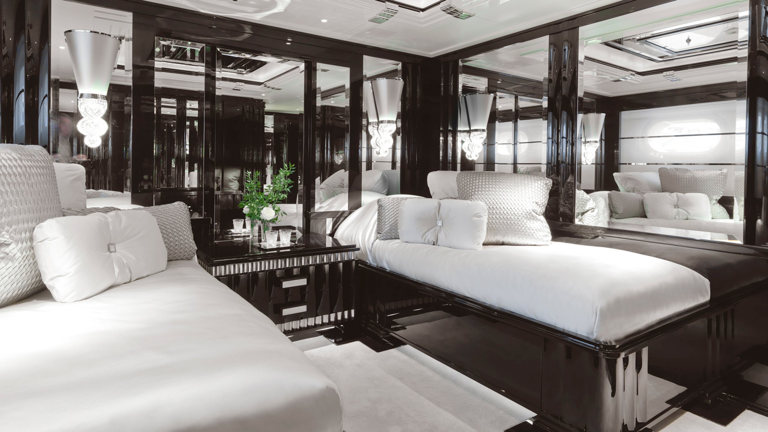 Interior - 24/39