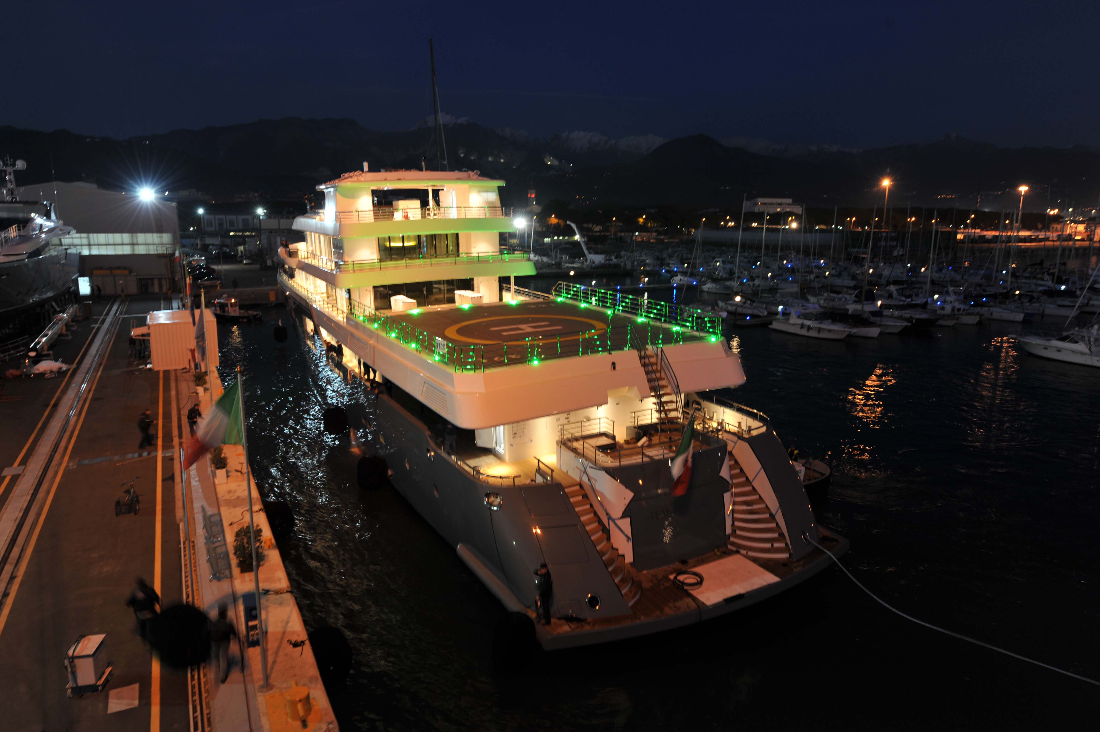Exterior - 22/24