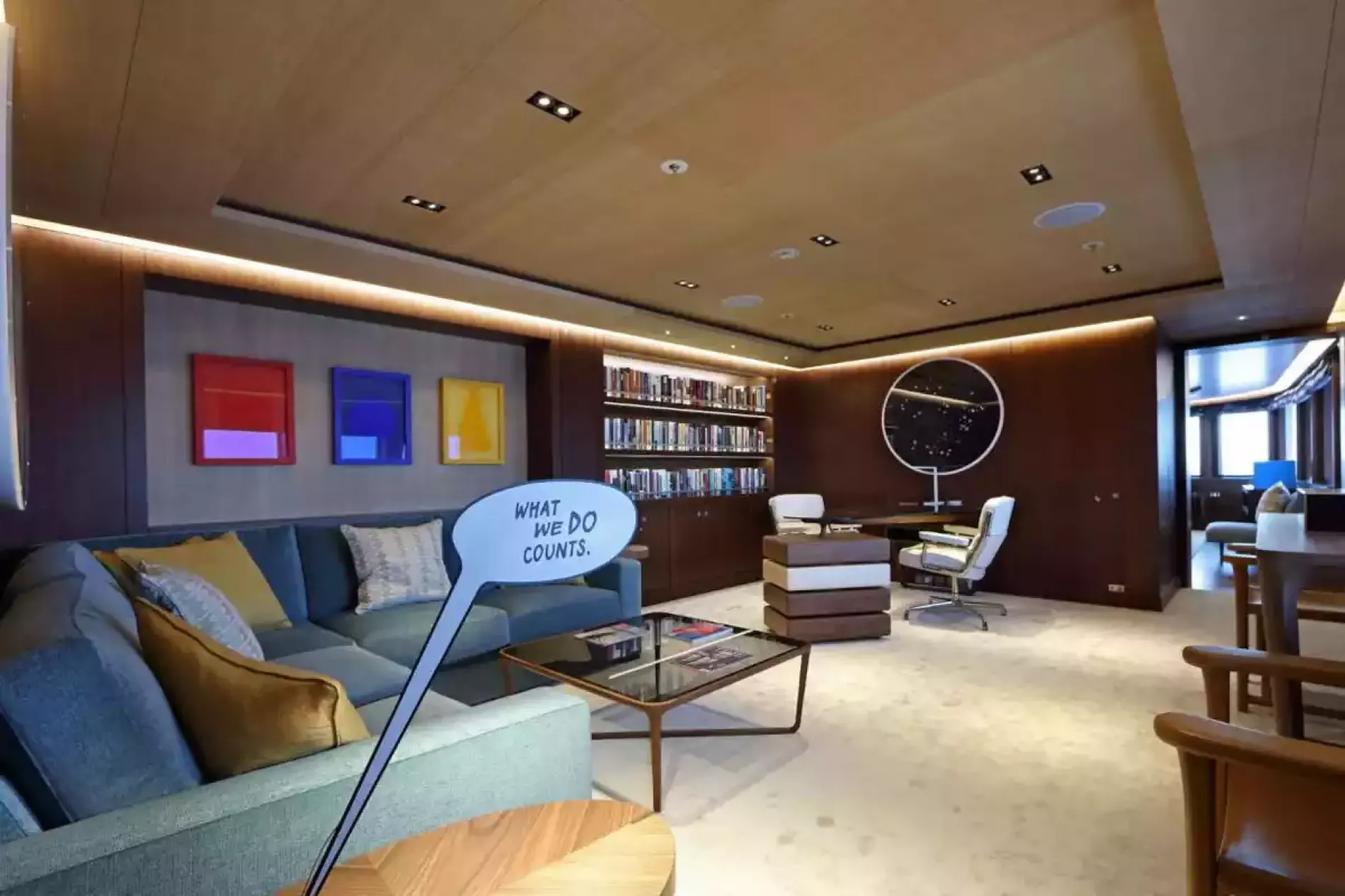 Interior - 33/39