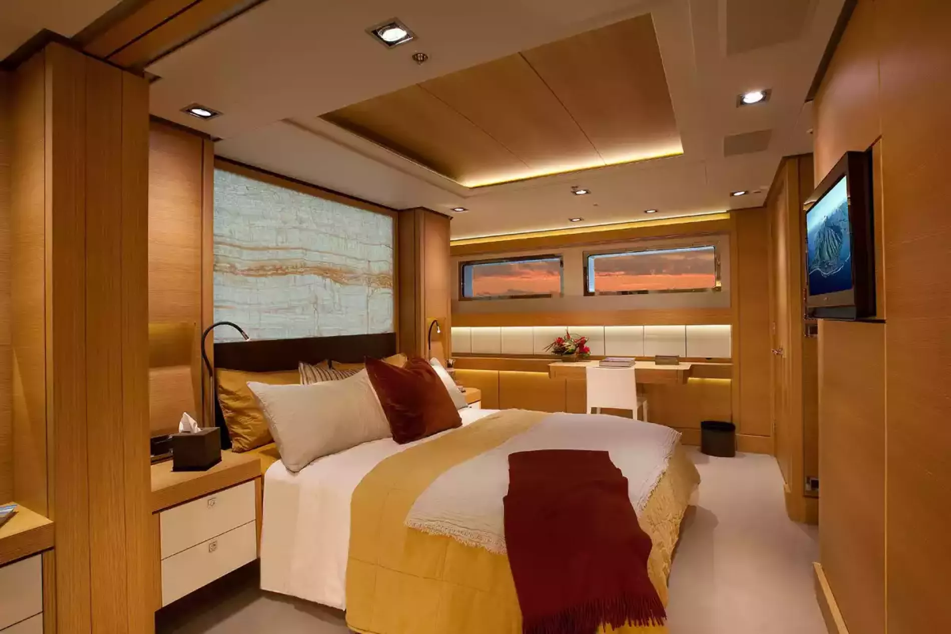 Interior - 10/20