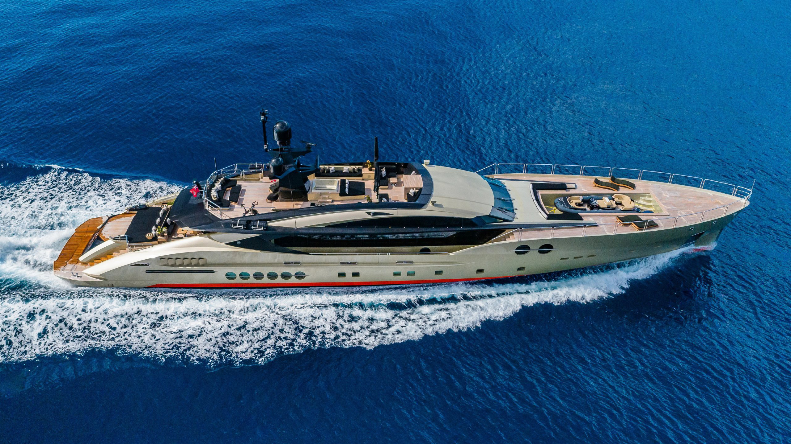 Exterior - 1/25
