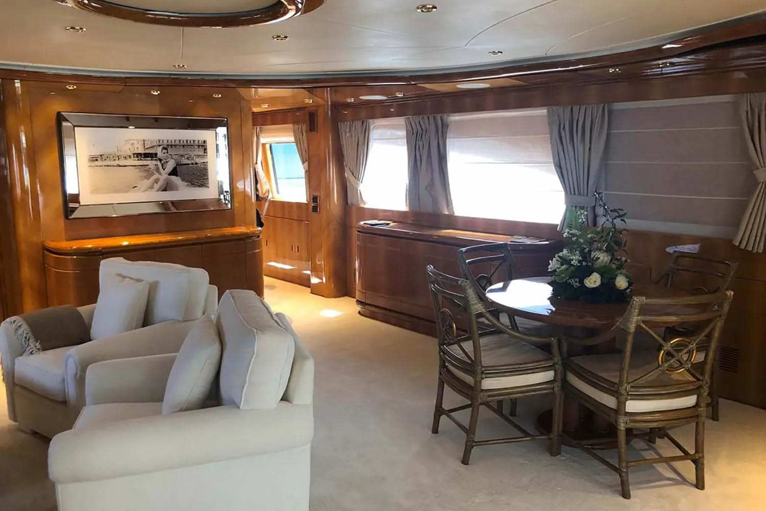 Interior - 3/17