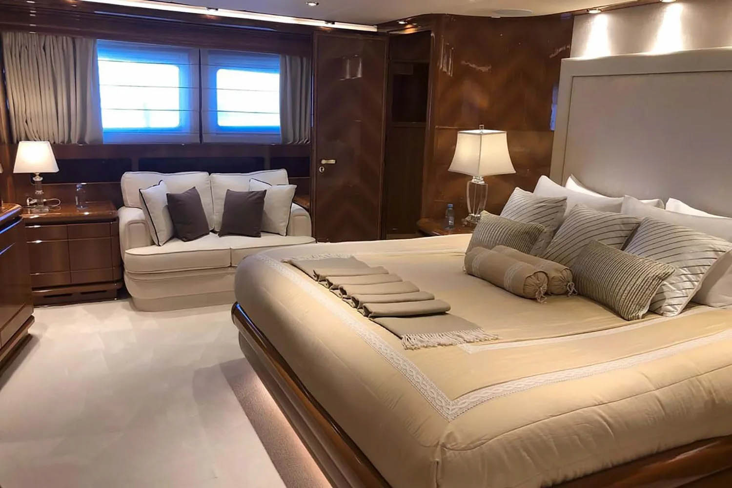 Interior - 8/17