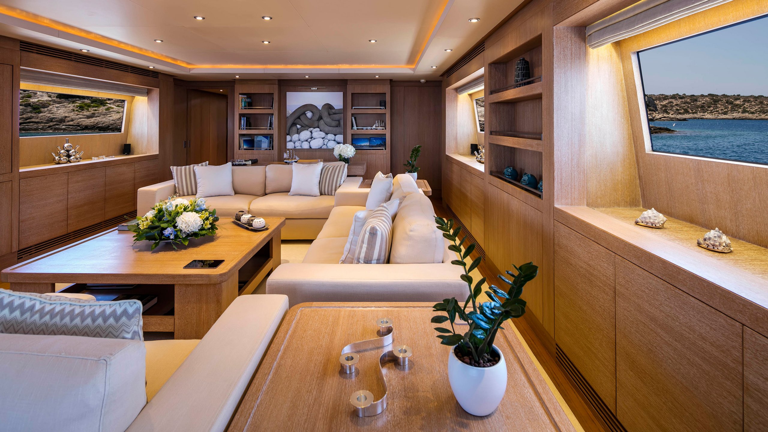 Interior - 2/17