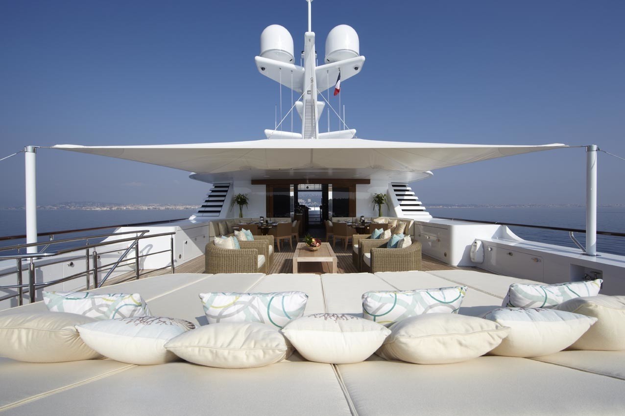 Exterior - 25/30