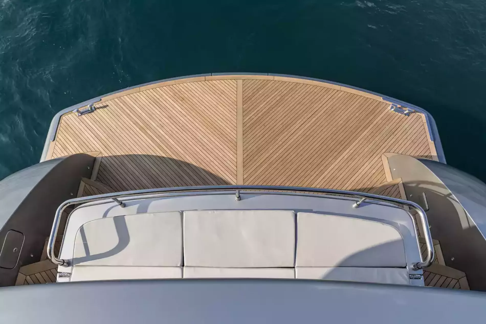 Exterior - 10/12