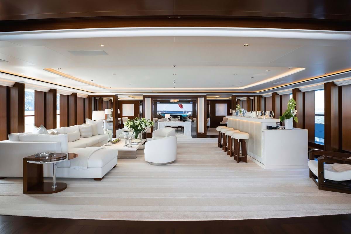 Interior - 0/8