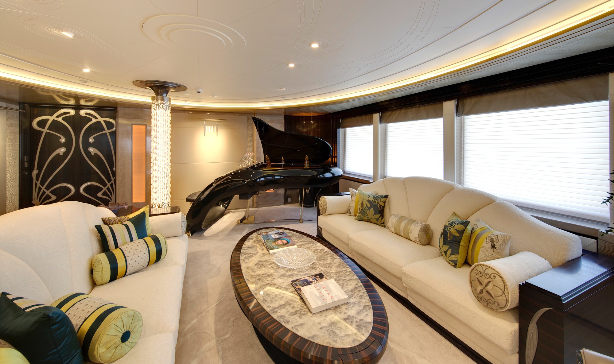Interior - 9/35