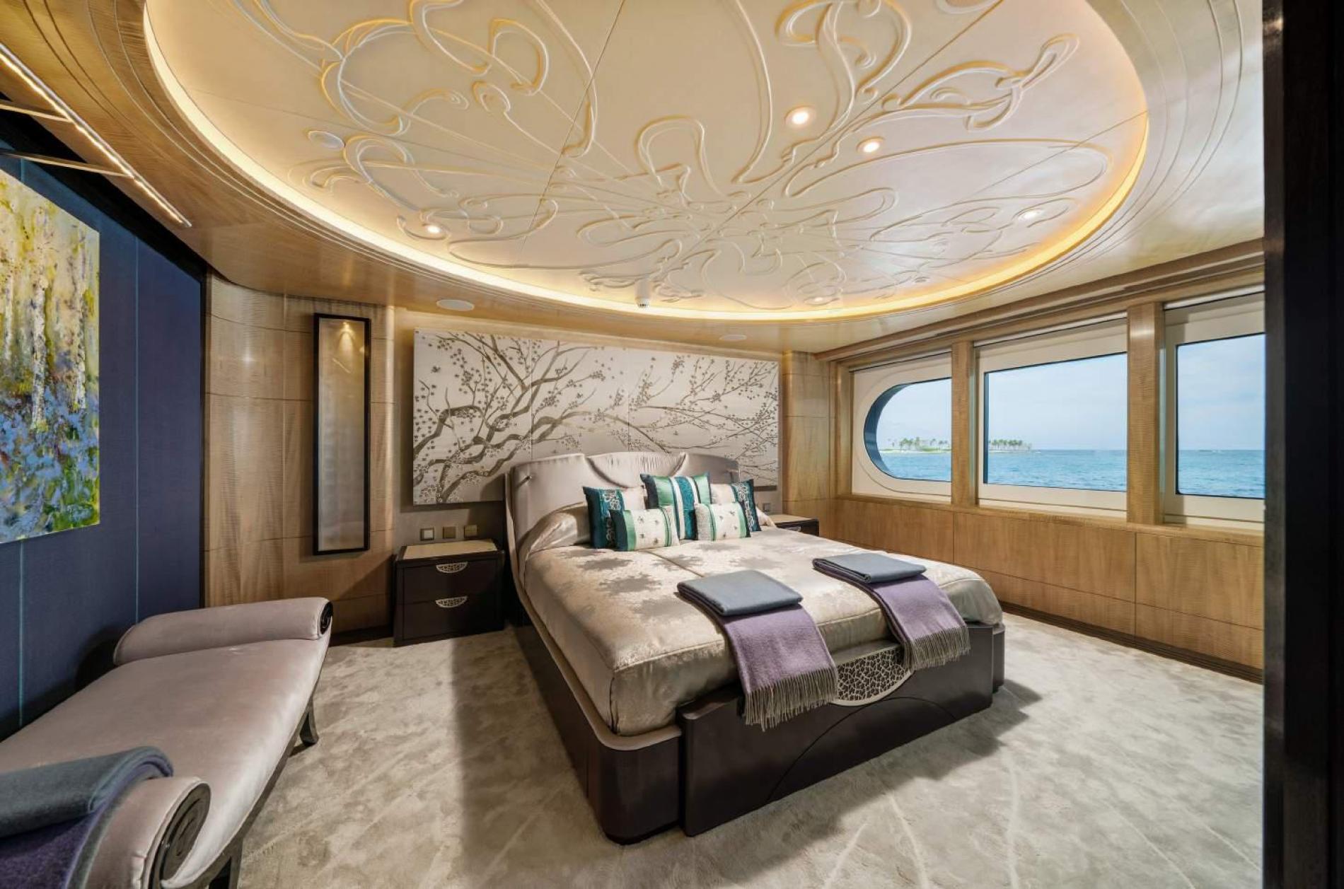 Interior - 17/35
