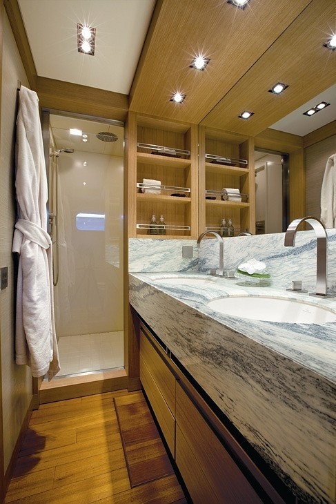 Interior - 32/37
