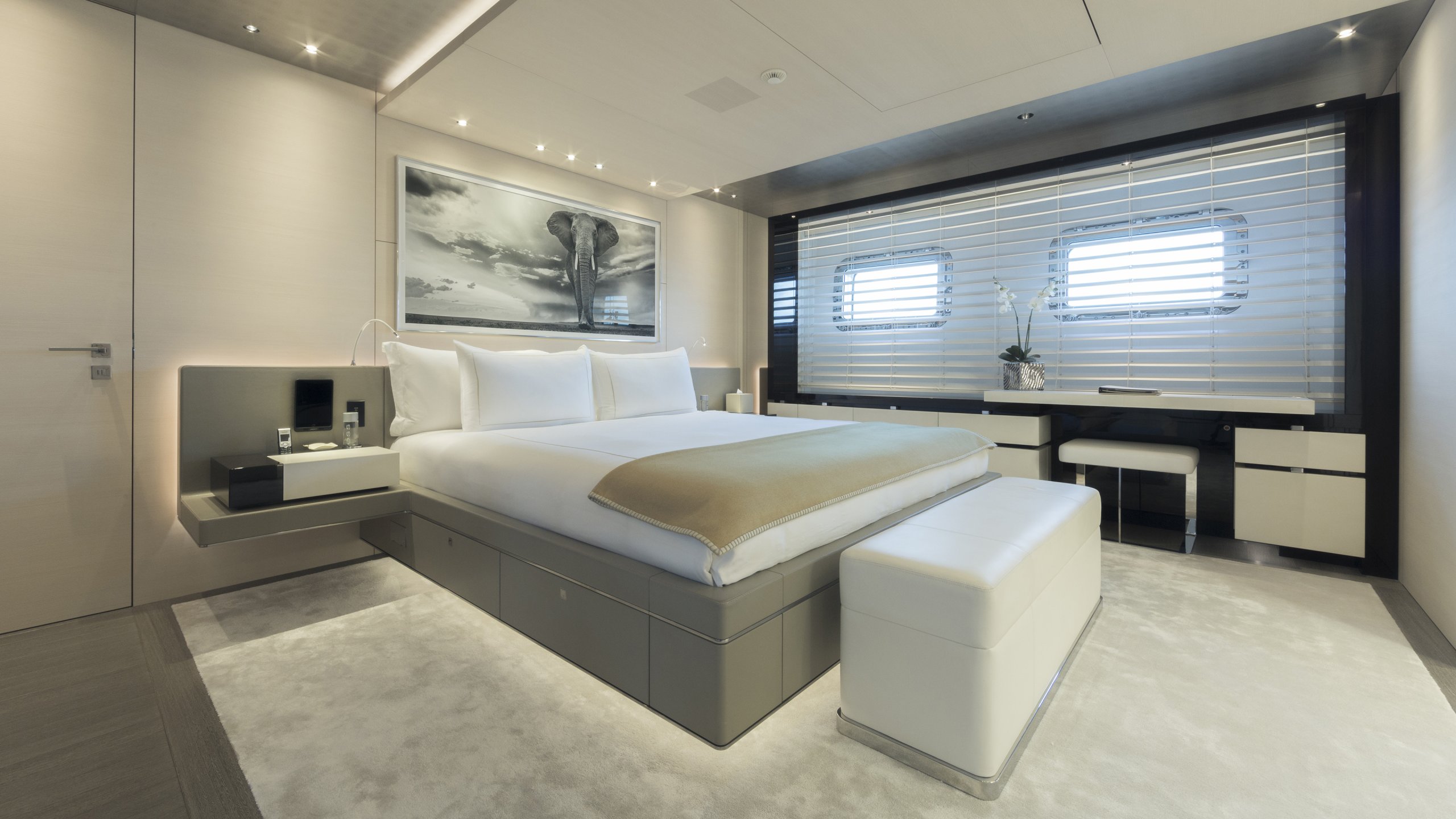 Interior - 13/26