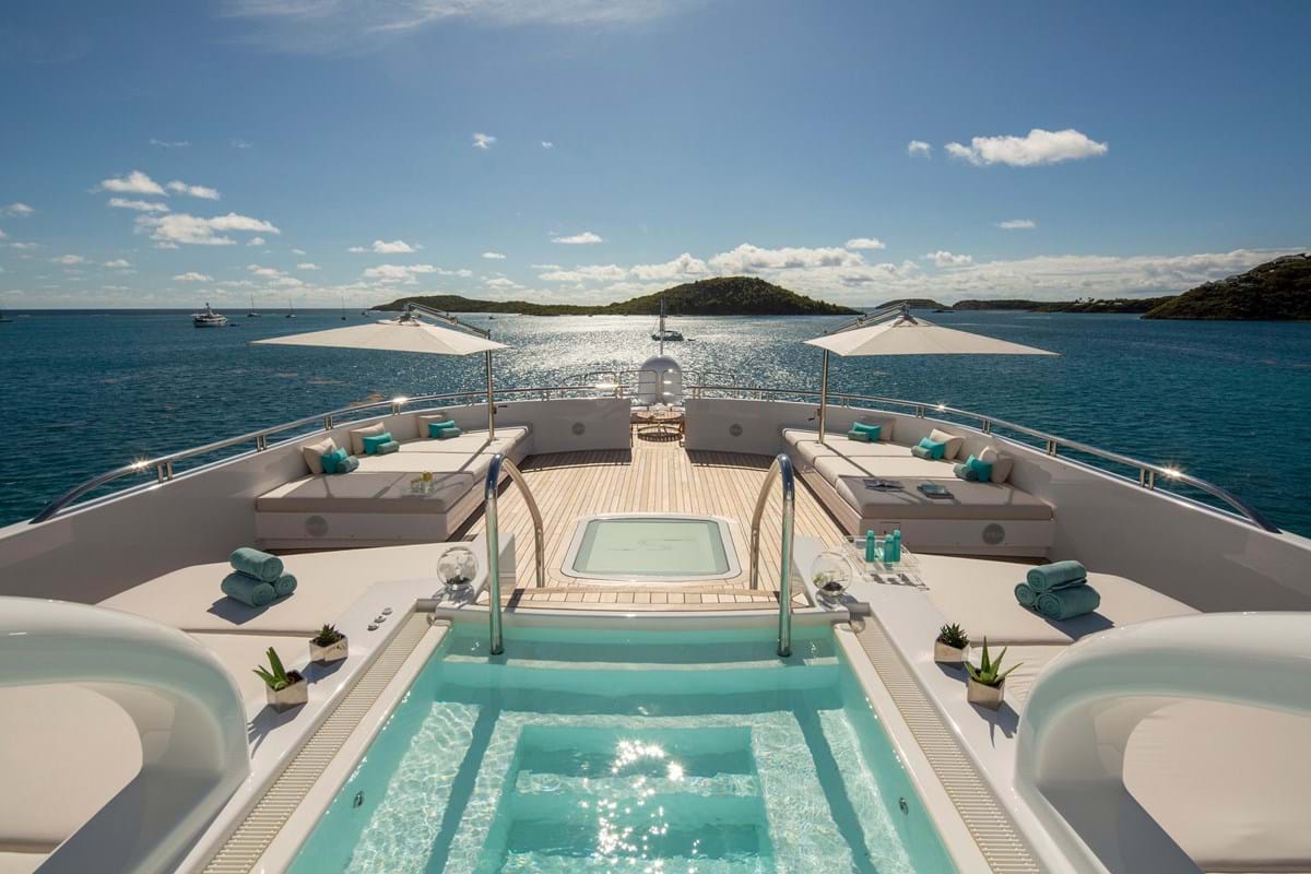 Exterior - 4/10