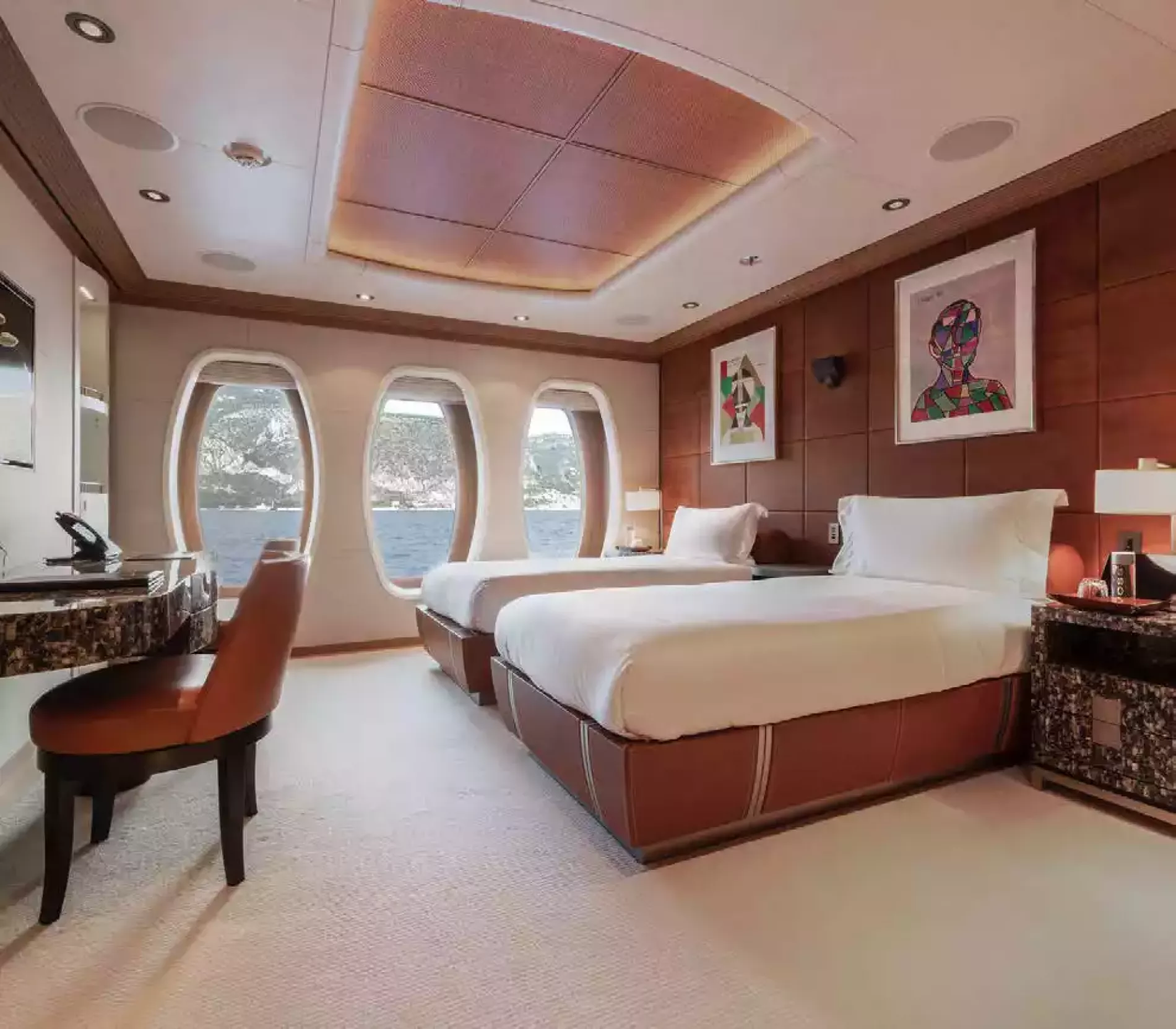 Interior - 15/24