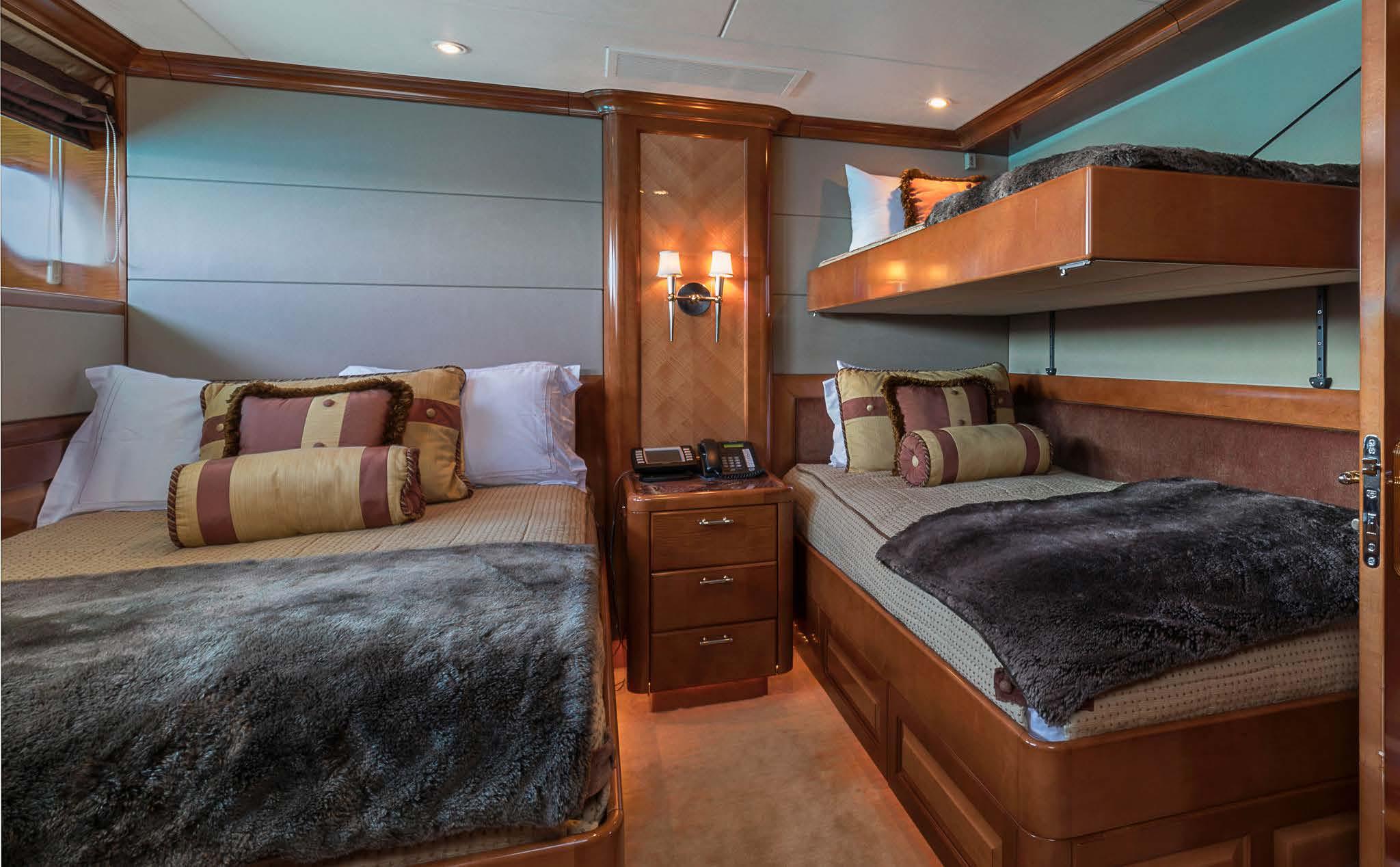 Interior - 17/24