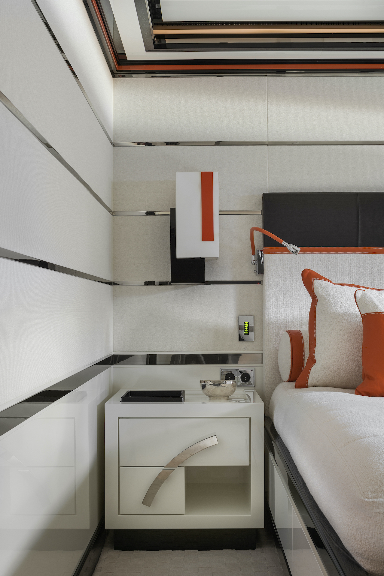 Interior - 25/50