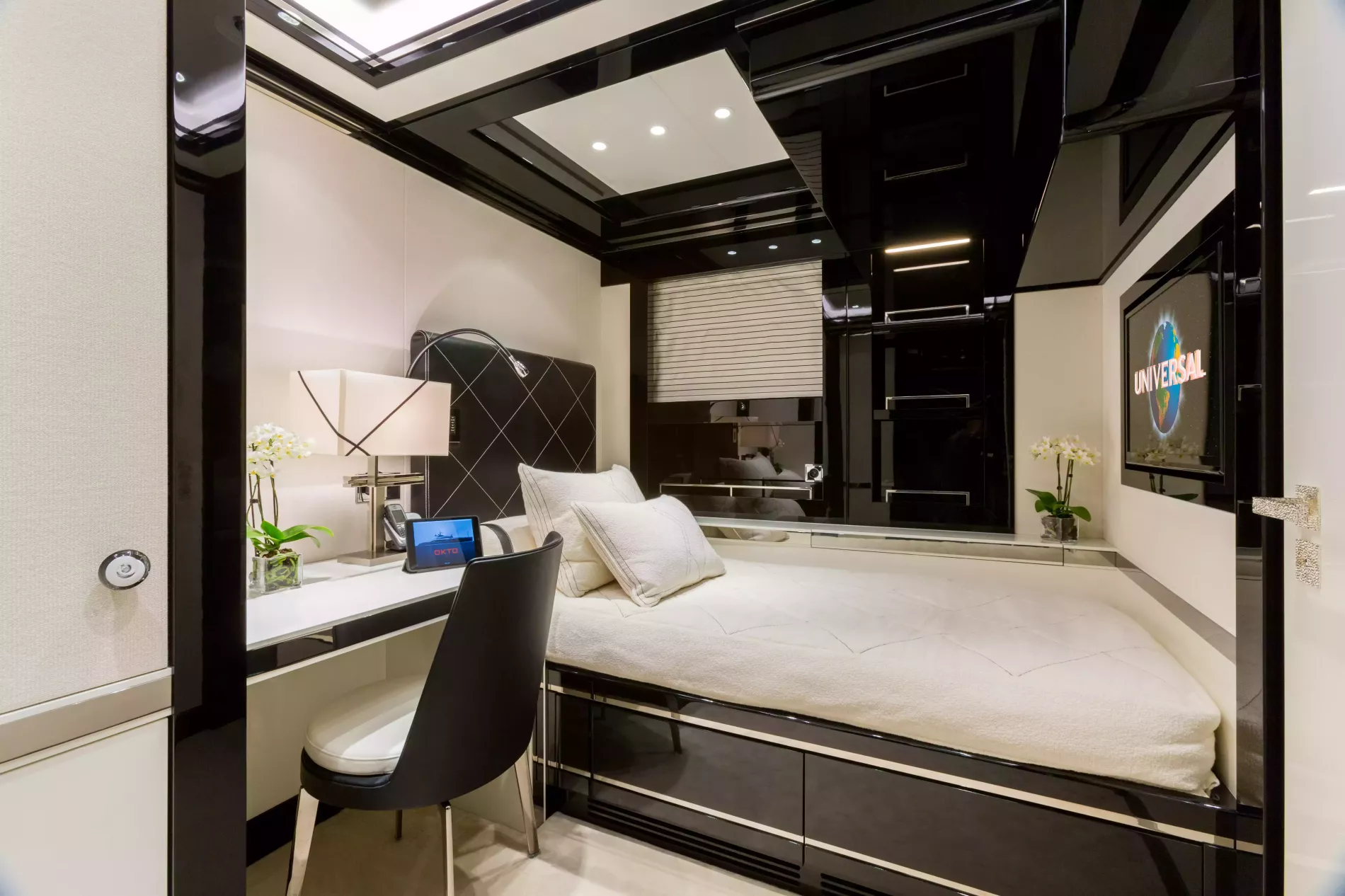 Interior - 31/50