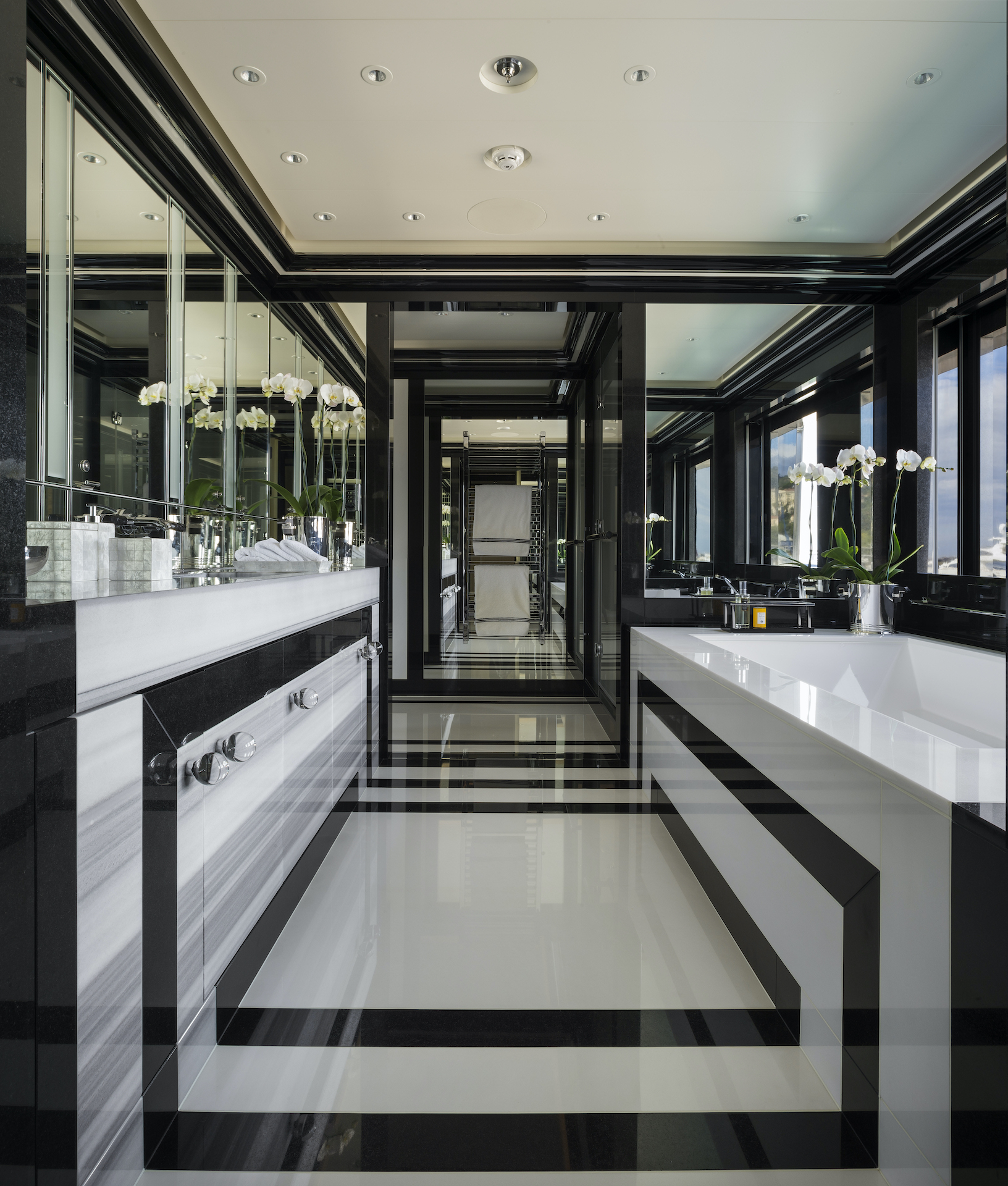 Interior - 33/50