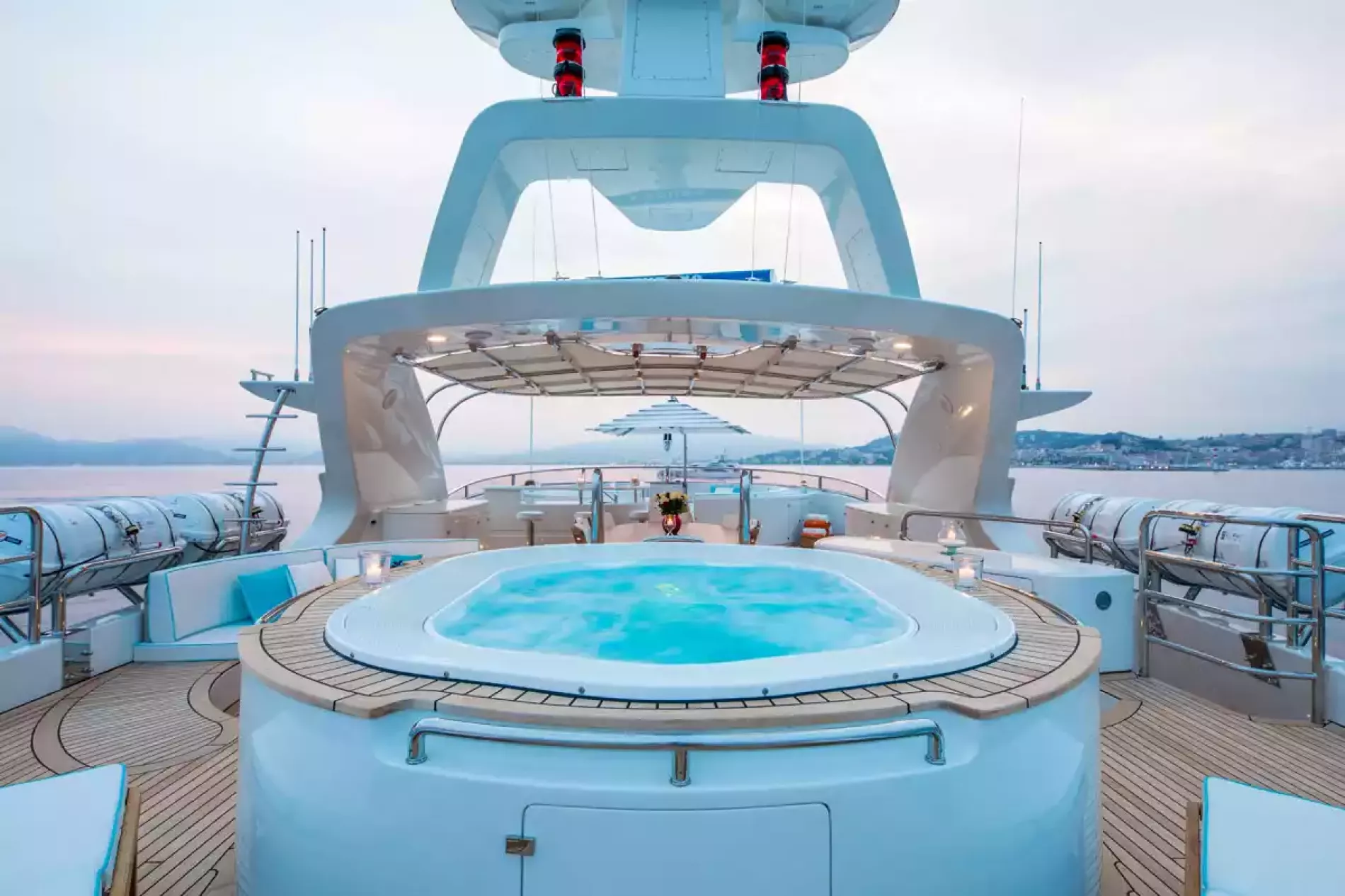 Exterior - 19/34