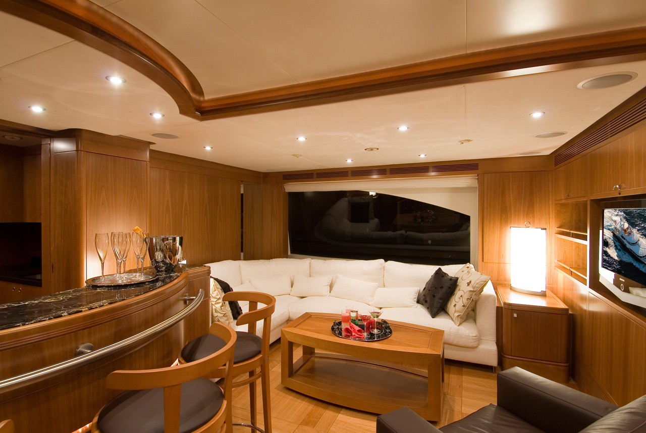 Interior - 5/33