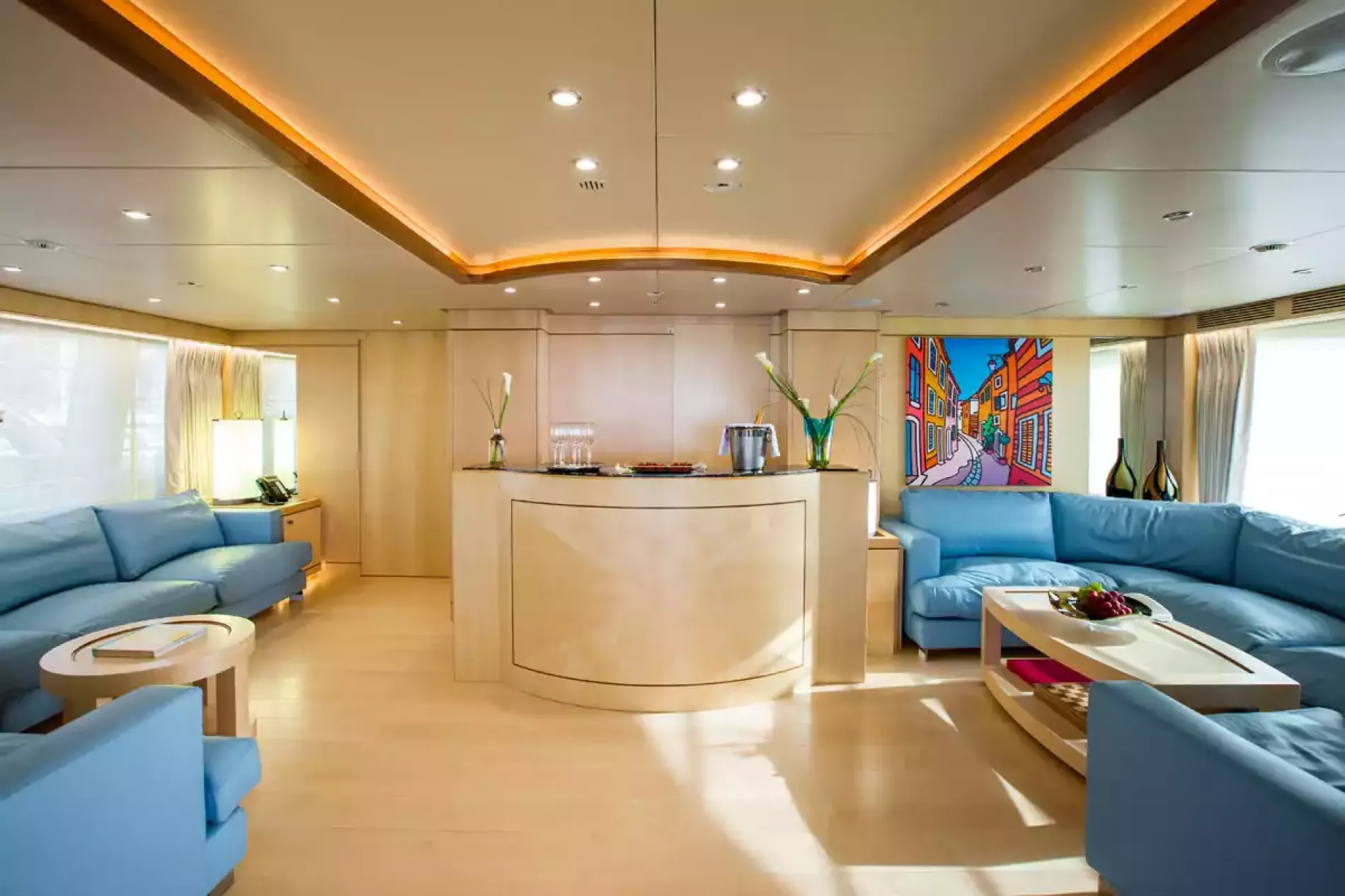 Interior - 12/33
