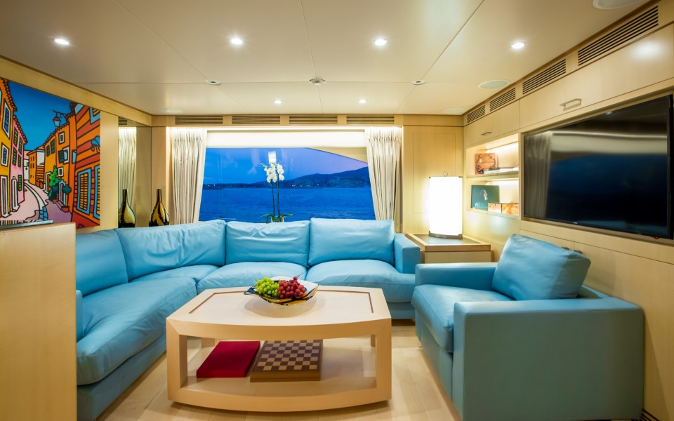 Interior - 13/33
