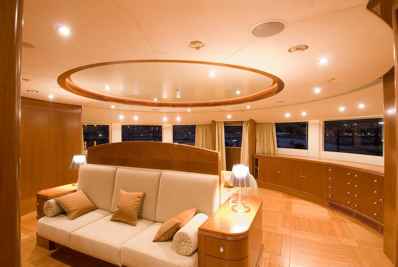 Interior - 19/33