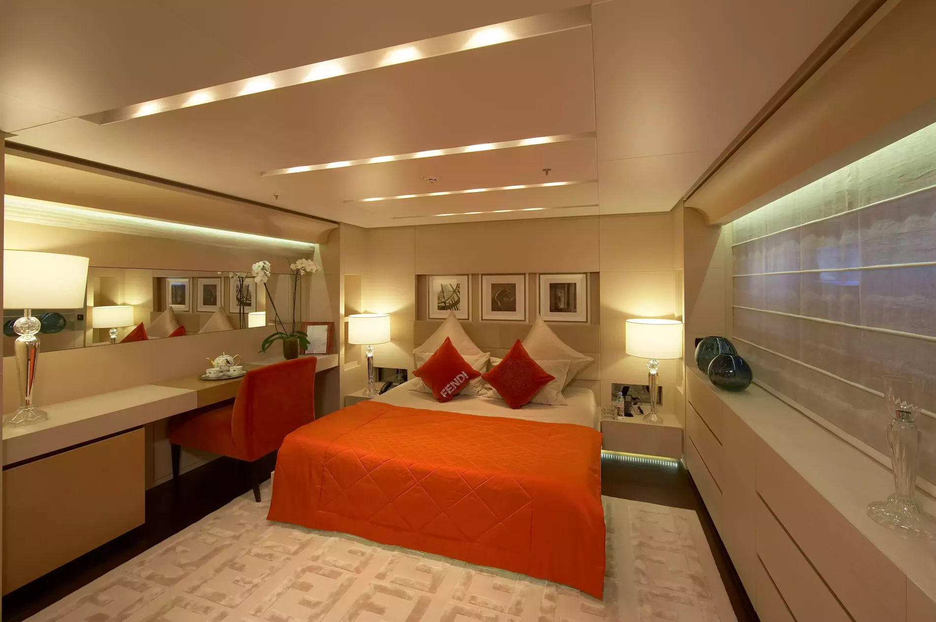 Interior - 16/29