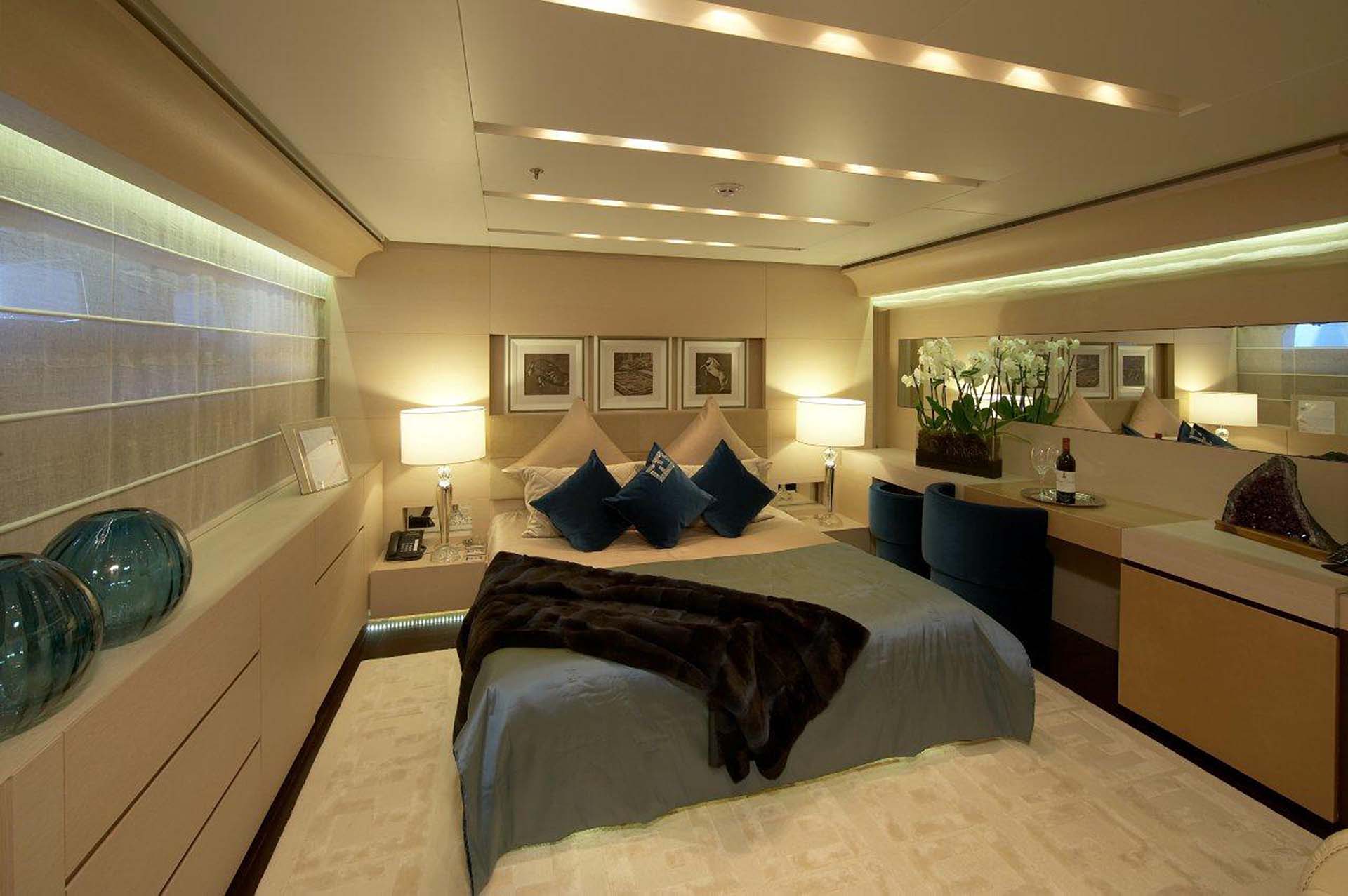 Interior - 18/29