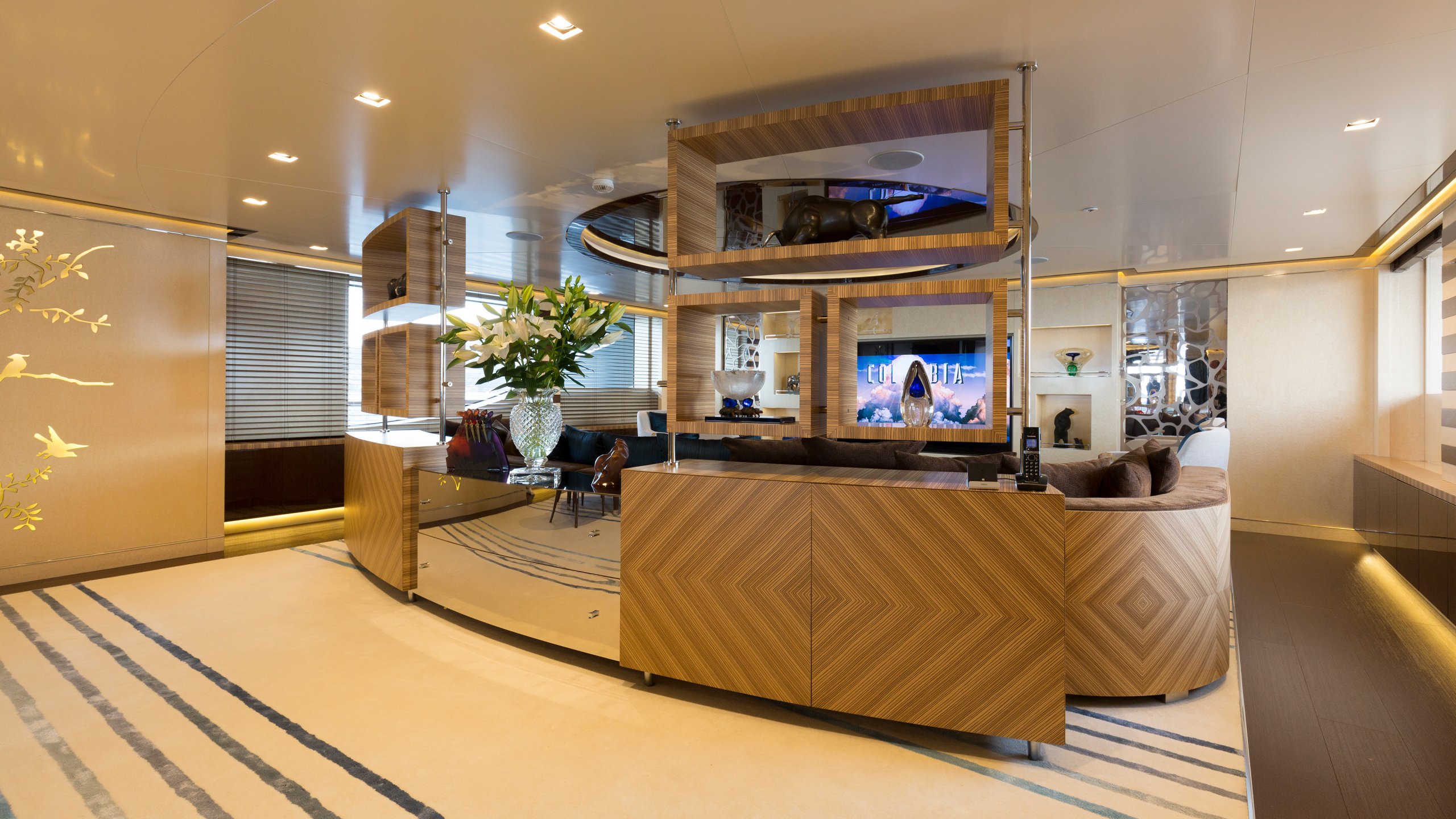 Interior - 7/35